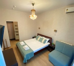 Апартаменты с видом на магнолии в Joy apartments