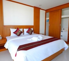 Двухместный номер Deluxe с видом на город двуспальная кровать в Phu View Talay Resort