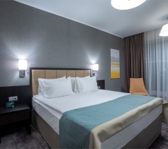 Номер категории "Люкс" в Holiday Inn