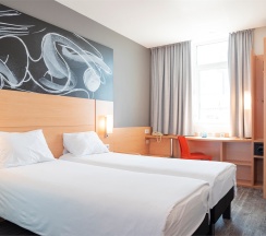 Номер Standard с 2 односпальными кроватями в ibis Cheboksary Center