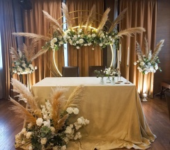 8-местный 5-комнатный коттедж премиум в Резиденция 888