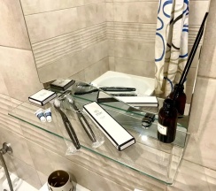 Пятиместный номер Superior с балконом и с красивым видом из окна в Квартира на 5 гостей в элитном ЖК Квартет