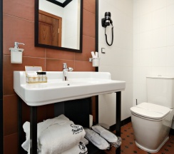 Стандартный номер в Design Hotel Senator