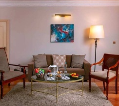 Семейный люкс в Aphrodite Hills Hotel