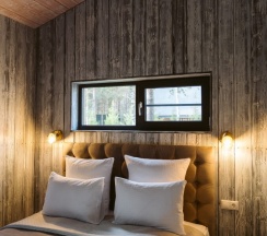 Дом с камином и сауной (до 6 гостей) АВРОРА в Berloga Country Resort