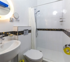 Бюджетный двухместный номер в Благодать