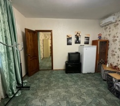 Апартаменты с 3 комнатами в Славный дом