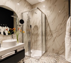 Стандарт DOUBLE в Helen Hotel