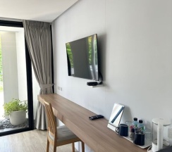 Двухместный номер Deluxe с балконом и с видом на сад двуспальная кровать в Nirundorn Resort