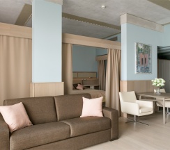 Grand Suite в Garden embassy