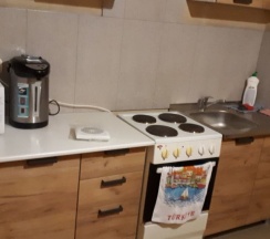 Коттедж с двумя комнатами в Дистанция