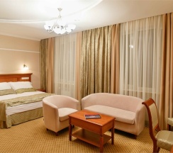JUNIOR SUITE с балконом в Дегас