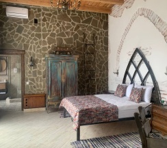 Комната в замке с одной кроватью в Валерия