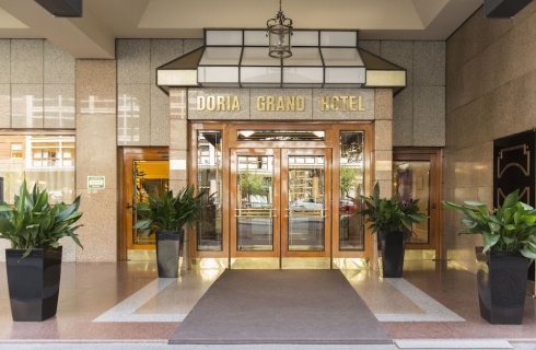 Италия, Милан: Отель Doria Grand Hotel