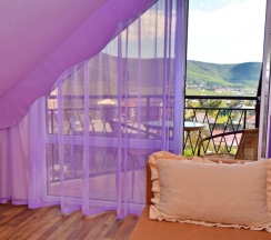 2х комнатный номер  с балконом на 4 этаже в Прага