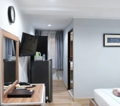 Одноместный номер Standard с частичным видом на море в The Beach Front Resort Pattaya  - SHA Plus