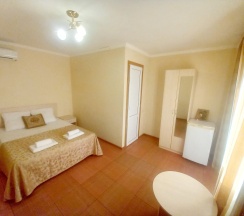 Двухместный номер Comfort рядом с пляжем двуспальная кровать в Елена