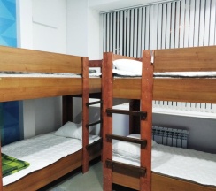 Кровать в общем номере (мужской номер) в Вавилон