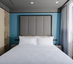 Люкс с видом на Каму в Hampton by Hilton