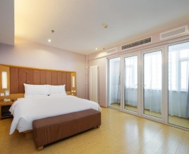 Двухместный номер Standard с видом на город двуспальная кровать в JI Hotel Harbin Zhongyang Street Youyi Road