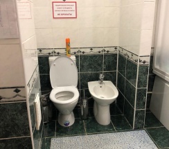 Номер люкс с 2 двуспальными кроватями в Ромашкино