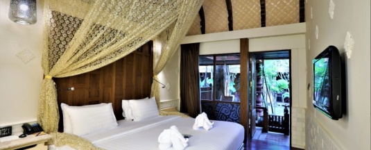 Двухместный номер Garden Deluxe двуспальная кровать в The Baray Villa by Sawasdee Village