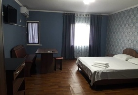 Гостевой дом Guest House on ul Yaltinskaya 121 A в Бишкеке