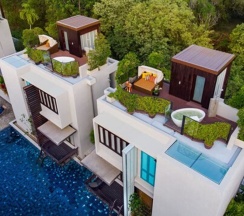 Люкс с балконом в Let's Sea Hua Hin Al Fresco Resort
