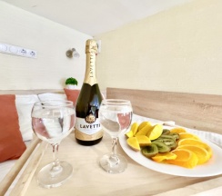 Комфорт Двухуровневый в Metro apartments