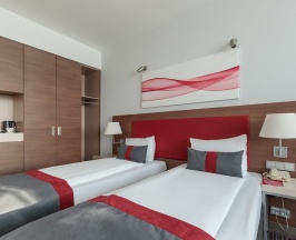 Стандарт Плюс c двумя раздельными кроватями в Ramada by Wyndham Yekaterinburg Hotel&Spa