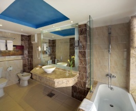 Двухместный номер Deluxe 2 отдельные кровати в Sea Beach Aqua Park Resort