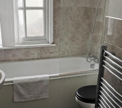 Апартаменты с 2 комнатами в Westmount 1st South