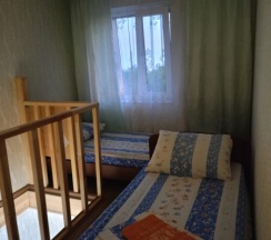 Трехкомнатный номер с удобствами до 9 человек в Восход