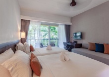 Номер Deluxe с видом на море в The Grand Southsea Khaolak Beach Resort