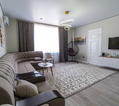 Семейный люкс в Pullman D | M