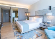 Двухместный номер Premium с видом на море двуспальная кровать в Holiday Inn & Suites Rayong City Centre, an IHG Hotel