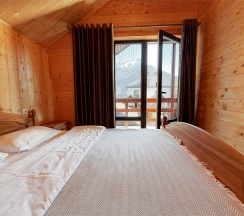 Вилла с видом на горы в Mustang