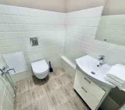 3-комнатные апартаменты улучшенные Маршала Баграмяна 1 в Vegas apartments (Вегас апартментс) на улице Маршала Баграмяна, 1