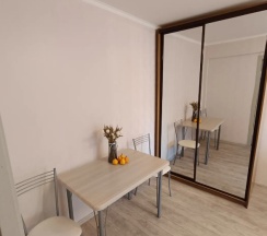 2-комнатные апартаменты эконом в Турист