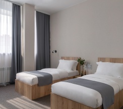   номер STANDART с 2 отдельными кроватями(TWIN) в Breezko hotel