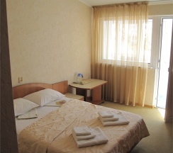 №10  Двухместный номер с балконом и видом на море в Аркона