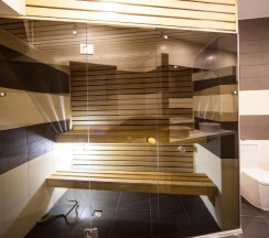 Номер люкс улучшенный (с завтраком) в GogolHotel