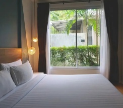 Вилла c 1 комнатой с балконом и с красивым видом из окна в Signature Phuket Resort