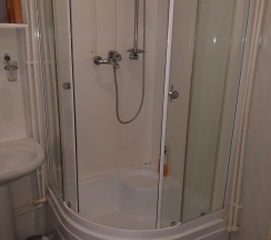 Номер улучшенный с 1 двуспальной кроватью в Дом аспиранта