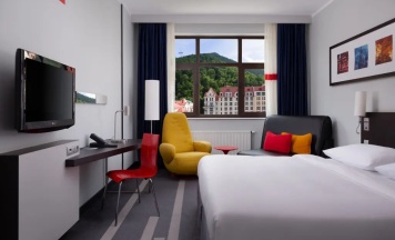 Двухместный номер Семейный (двуспальная кровать) в Park Inn Radisson Роза Хутор