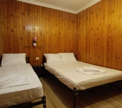 Трехместный номер эконом-класса в Тенистый Берег