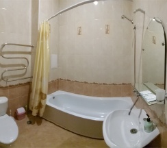 двух коматный полулюкс в Корона