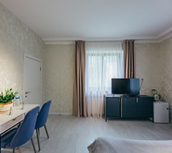 6.Двухместный номер полулюкс в Royal Lake