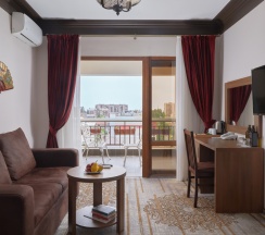 Family room в Garuda Boutique Hotel