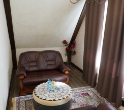 Апартаменты с 3 комнатами с балконом в Салам